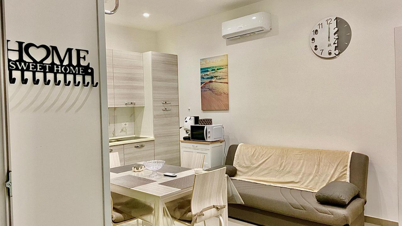 Appartamento Casa Crispino Piano Terra Per 2 Persone Frattaminore Exterior foto